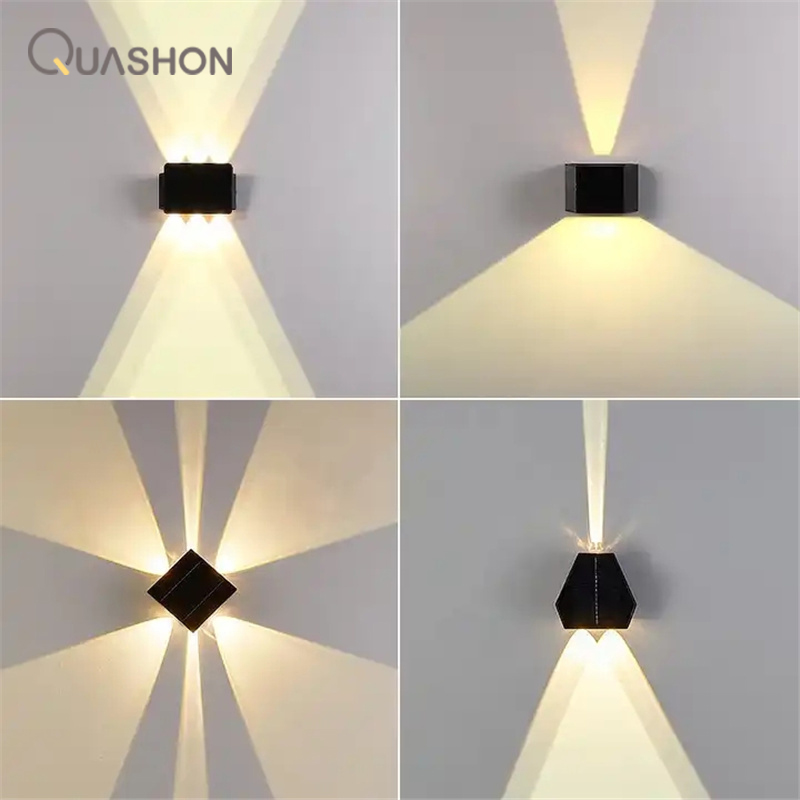 Outdoor Lighting With Outlet - Zewnętrzna lampa LED solarna ścienna ABS