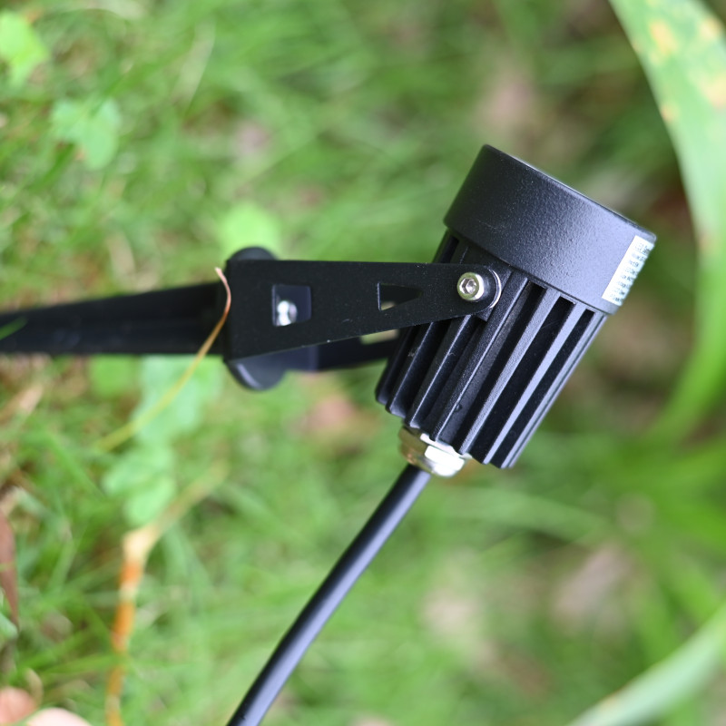 Oświetlenie ogrodowe zewnętrzn – Outdoor Lighting Volt recenzja i cena